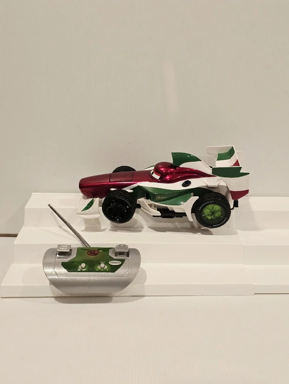 Disney Pixar Cars Ridemakerz Classic Francesco Bernoulli RC